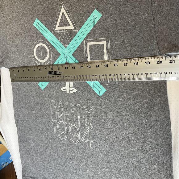 Playstation Men Shirt L Gray Graphic Print Symbols Tee - Picture 5 of 7